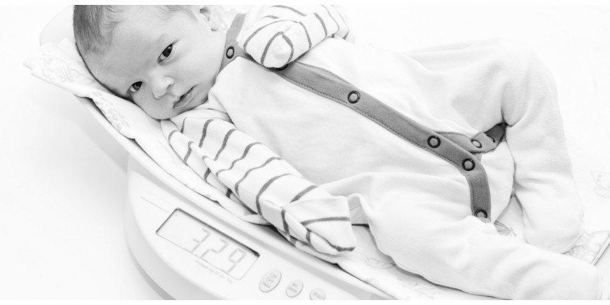 Скільки дитина набирає на 9-му місяці вагітності?